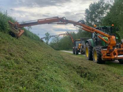 Bild 4:Böschungspflege