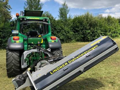 Bild 3:Biete Mulcharbeiten mit 2,40m Mulcher