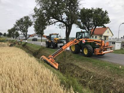 Bild 3:Böschungspflege