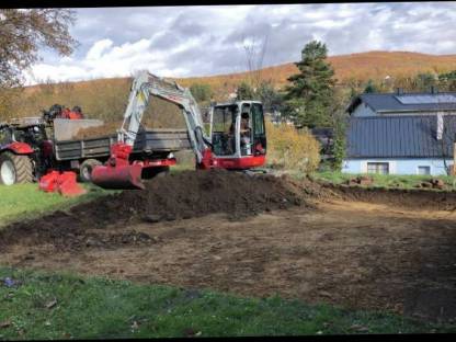 Bild 3:Erdarbeiten/Rodungsarbeiten