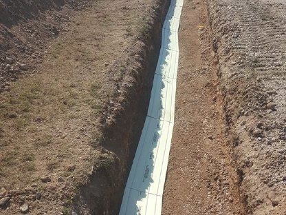 Bild 9:Verlegearbeiten Glasfaserkabel, Stromleitungen, etc...