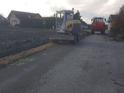 Bild 7:Verlegearbeiten Glasfaserkabel, Stromleitungen, etc...