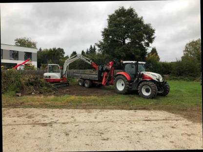 Bild 5:Erdarbeiten/Rodungsarbeiten