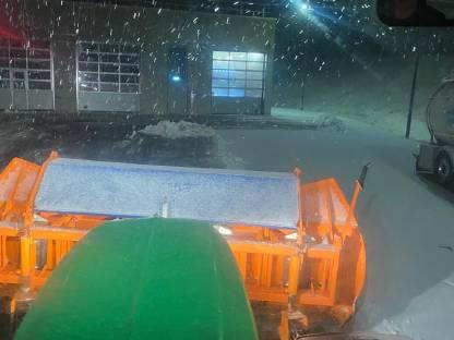 Bild 4:Bieten Winterdienst im nördlichen Flachgau und OÖ