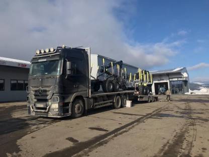 Bild 2:Maschinentransporte