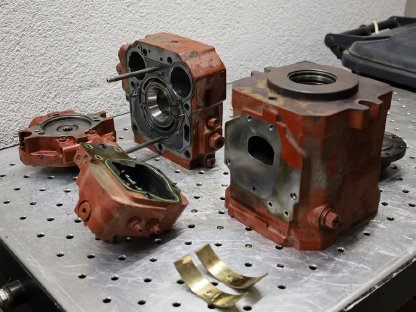 Reparatur von hydr. Fahrantrieben aller Marken