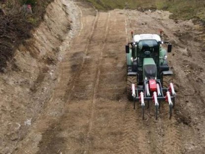 Bild 6:Skipistensanierung