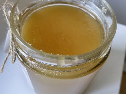 Bild 3:Bio Honig (Akazie, Sonnenblumen) - Ernte 2024