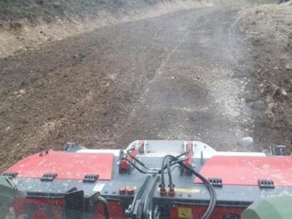 Bild 3:Skipisten Sanierung