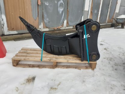 Bild 3:Bagger Reißzahn