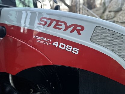 Steyr 4085