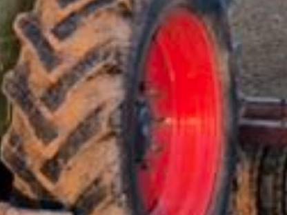 Suche Reifen  14.9/13-30 SA für Fendt Farmer 103s Turbomatik