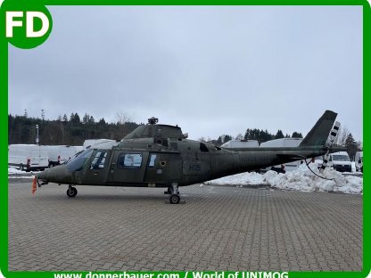 Agusta A109 / echter Hubschrauber für Deko