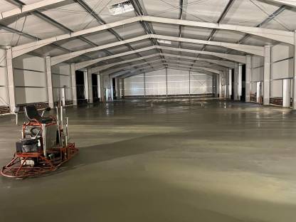 Bild 5:Betonboden, Industrieboden, Betonglätten, Betonieren, Beton