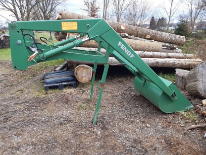 Hauer MH 80 Frontlader Fendt 260s