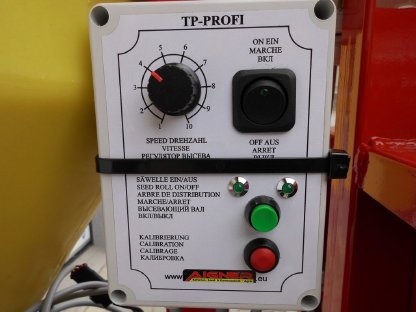 Bild 3:Kleinsamenstreuer, Nachsaatgerät