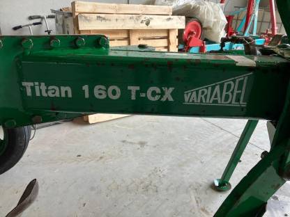 Bild 4:Pflug Regent Titan 160 T-CX Variabel 4-Schar