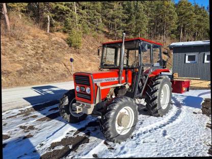 Massey Ferguson 253