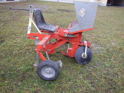 Bild 2:Kartoffelsetzmaschine Checchi e Magli F300L