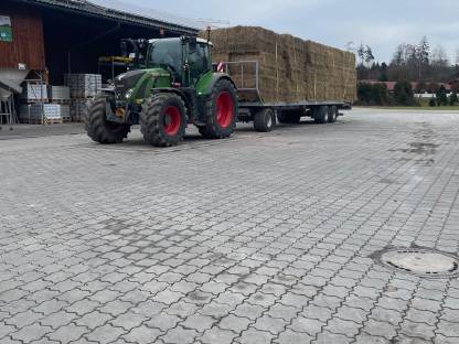 Biete Heu-, Stroh-Transporte, Schüttgüter-Transport