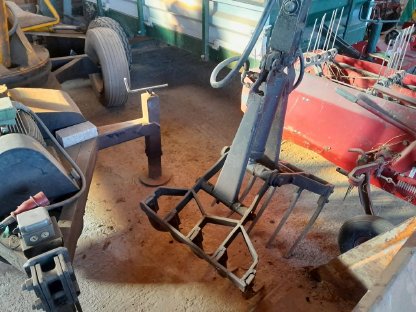 Bild 2:Mistkran / Heukran