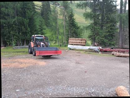 Bild 4:Hauer Frontlader Pom R 90
