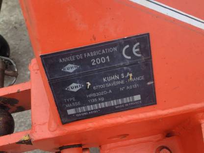 Bild 2:Kreiselegge-Sämaschinen-Kombination Kuhn HRB 302 D