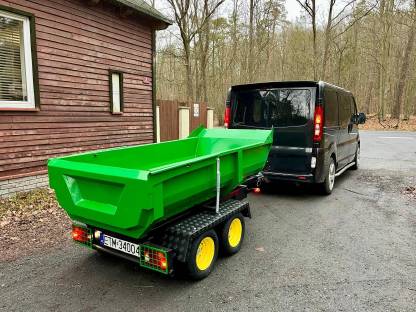 Bild 9:Hydraulischer Kippanhänger Rohbau zur Zugmaschine Auto Zulassung