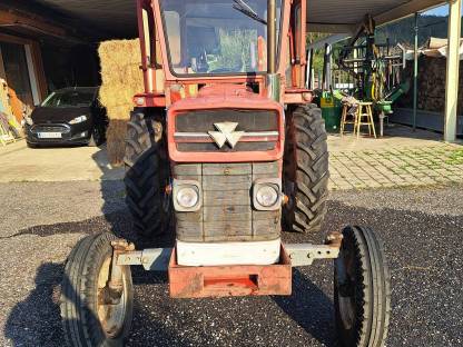 Massey Ferguson 165