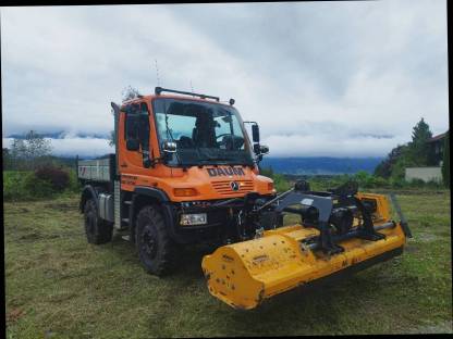 Bild 3:Mulchen, Landschaftspflege