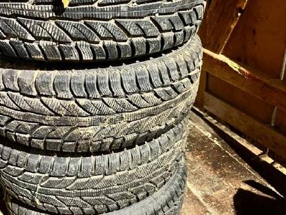 Winterreifen 235/70 R16 Cooper Weathermaster