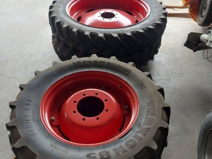 Kulturräder Alliance 340/85R46 & Vredestein 340/85R28