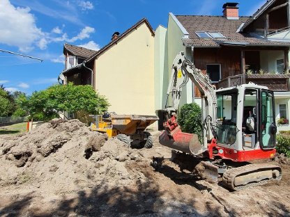 Baggervermietung Takeuchi TB225 2,5 Tonnen