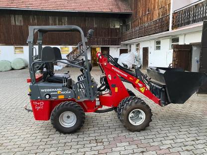 Weidemann 1140 light