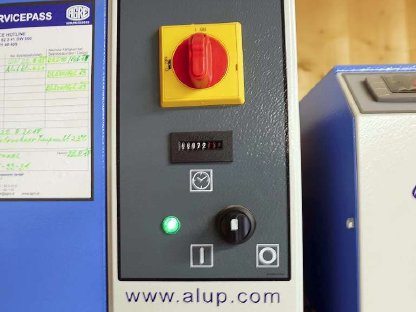 Bild 2:Schraubenkompressor ALUP SCK7 mit Trockner