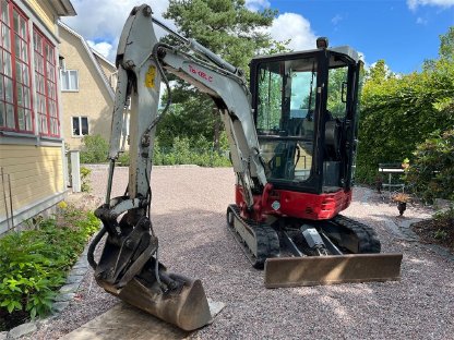 Minibagger Raupenbagger Takeuchi TB23R + 3 Schaufeln