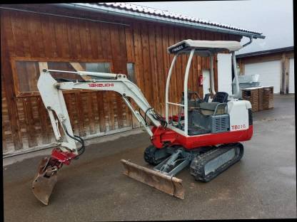 Takeuchi Bagger TB016