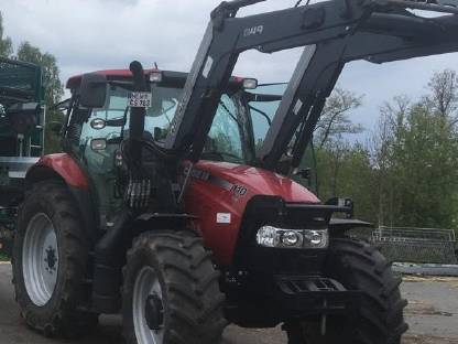 Case IH Maxxum CVX 110 mit Frontlader