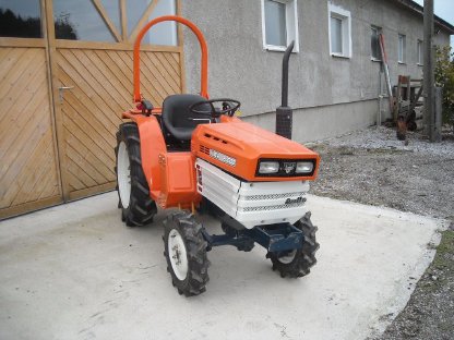 Kubota B 1600