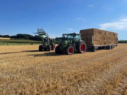 Bild 2:Biete Heu-, Stroh-Transporte, Schüttgüter-Transport