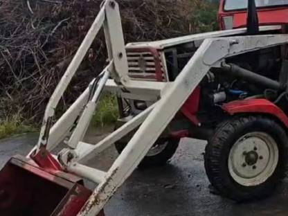 Bild 9:Steyr 50 mit vollhydr. Frontlader