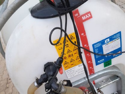 Bild 4:Gebläsesprüher für Kleintraktoren Zupan ZM 100 EN