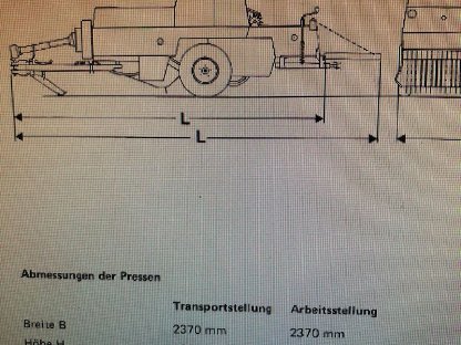 Bild 5:Claas Strohpresse Markant 40