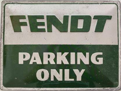 Blechschild 40 x 30 cm Fendt Parking Only