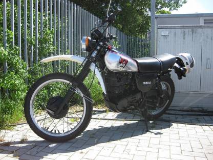 Suche Yamaha XT