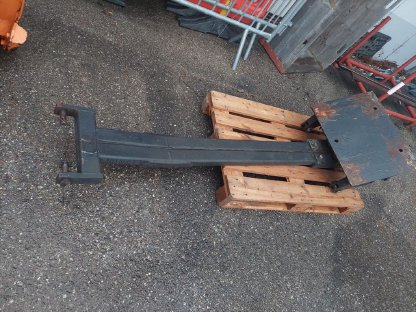 Bild 2:Schneepflug Kahlbacher DS 240 Bj. 2001