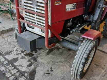 Bild 4:Steyr 50 mit vollhydr. Frontlader