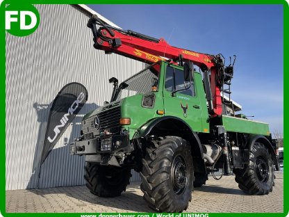 Unimog U2400 Agrar mit Forstkran