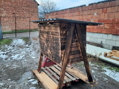 Bild 3:Rehwild Fütterungsautomat