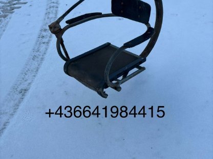 Bild 4:Seilbahn-Sessel